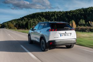 Peugeot e-2008 SUV