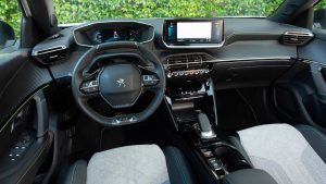 Peugeot e-2008 SUV